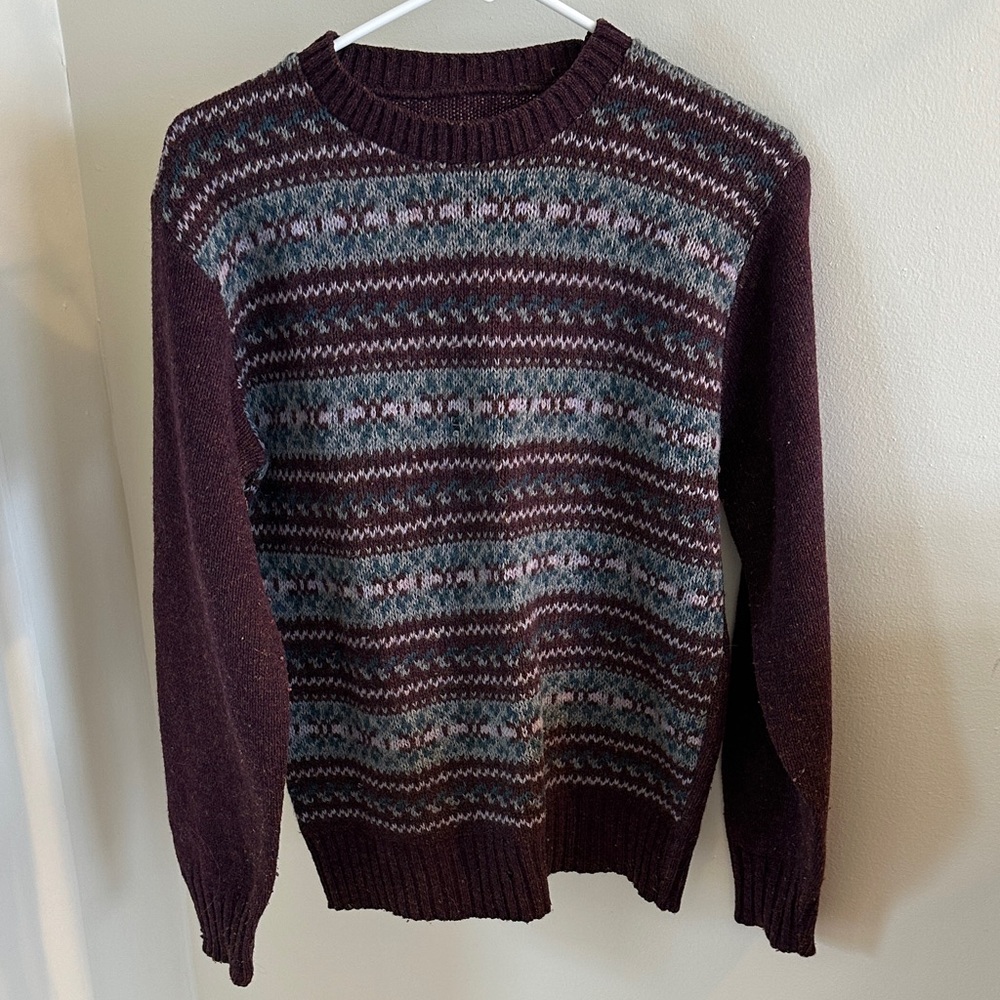 Crewneck Fair Isle Sweater in Burgundy